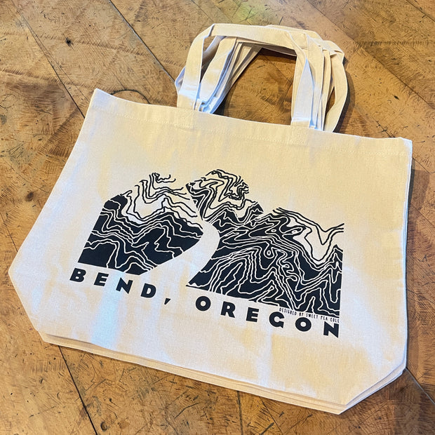 Bend Oregon Mountains Tote